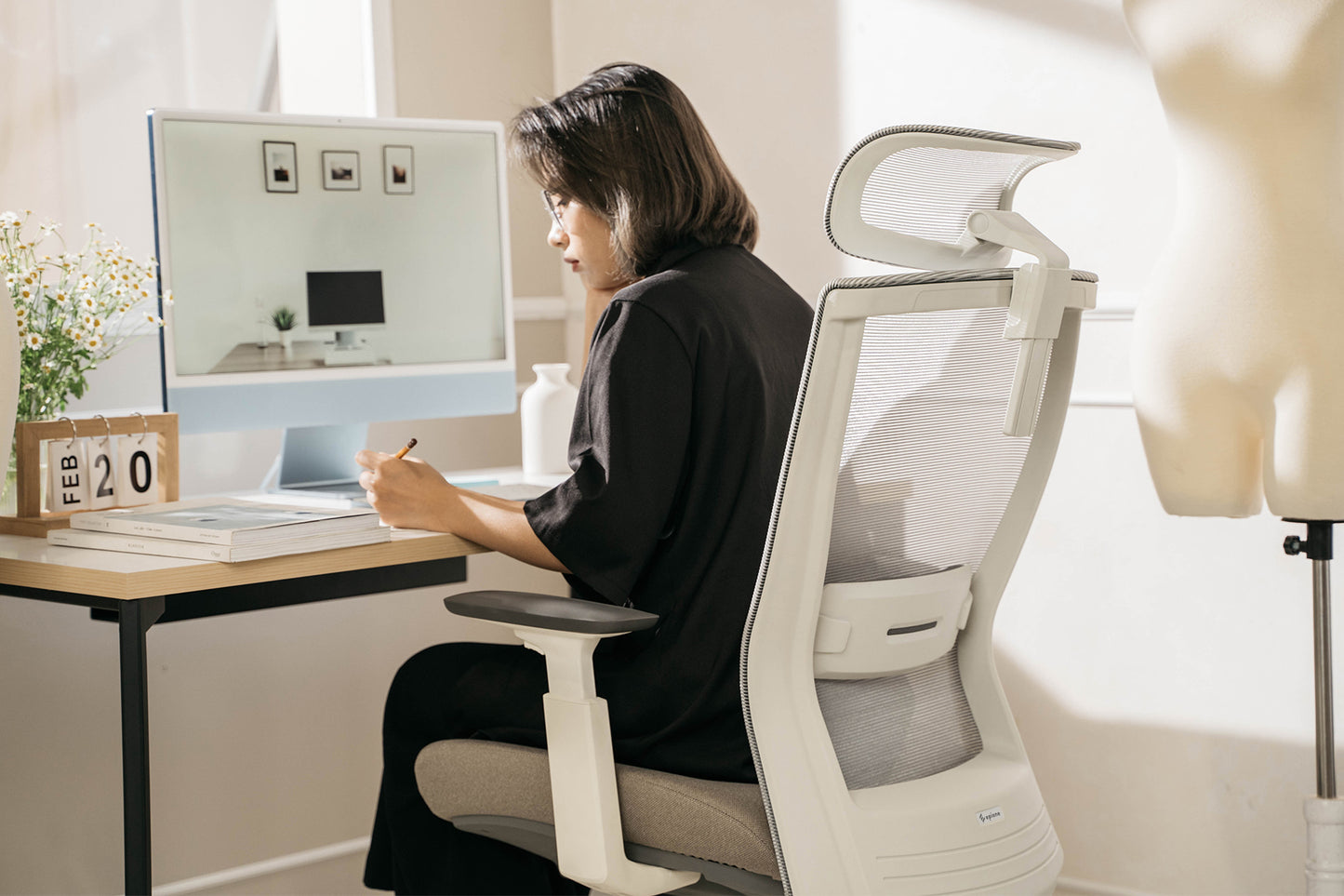 Epione FolioChair Ergonomic Chair